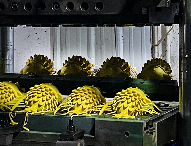 dog toy manufacturers